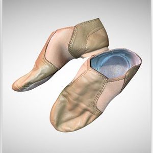 Dance Class® Child Leather and Spandex Jazz Shoe